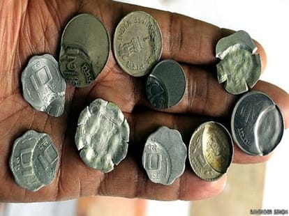 defected currency and notes collector