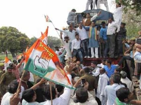 The train stopped performing Congressmen