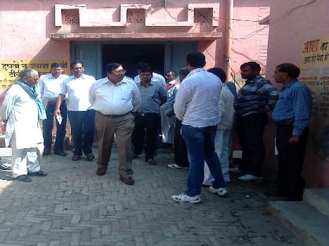stopped salary of Two Sekretiryon 