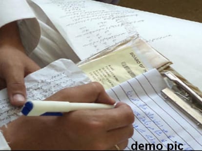 Girl students caught while cheating in exam at Una school.
