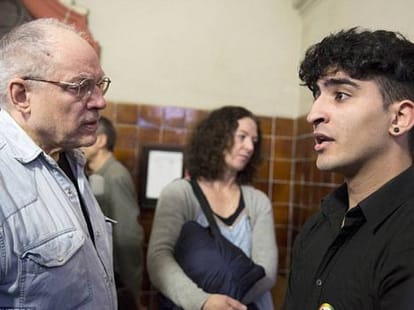 father tried to kidnap his gay son and forced for marriage