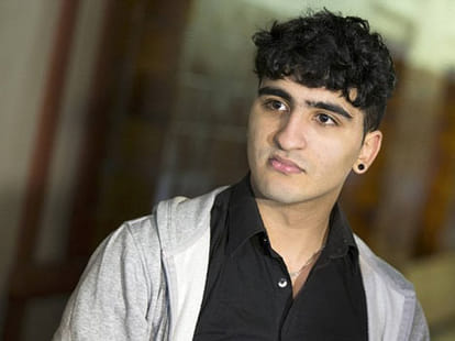 father tried to kidnap his gay son and forced for marriage