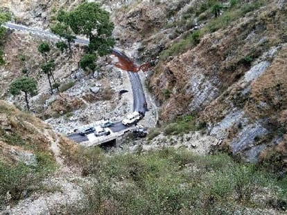 one died in accident near solan.