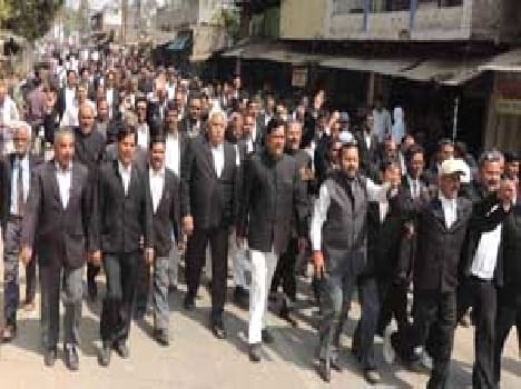 Advocates against police performance