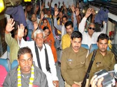 The group of 23 pilgrims Lucknow