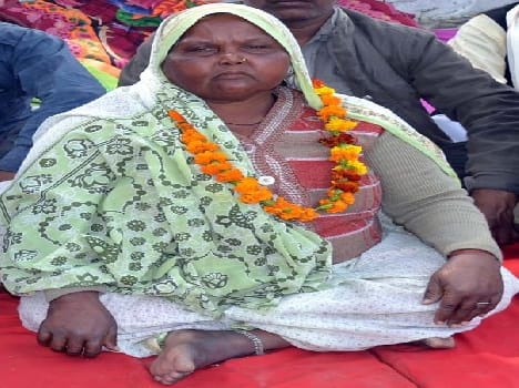 The Diabetic Rampyari BP down, continue picketing