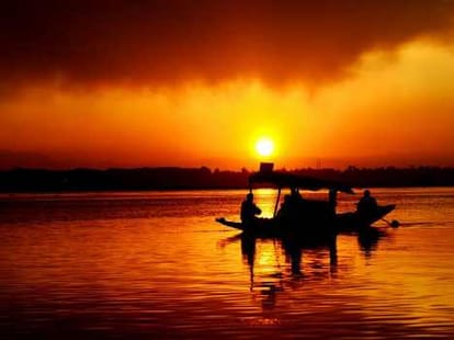 irctc facility for tourist to book train, aeroplane, cab