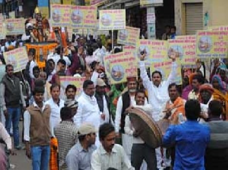 Heritage for Kashi vishwanath temple, People participate in parikrama