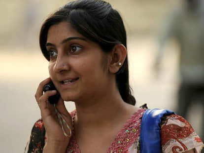 will phone call rates hike after spectrum auction?