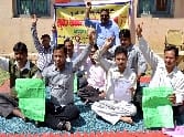 Salary discrepancies protest Raging in tubewell employee