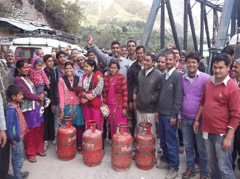 Market cylinder fitted with jam