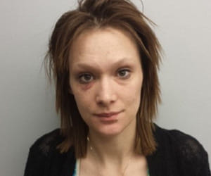 pregnant woman hide heroin in her underparts of body