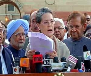 Sonia lead march against Land bill issue.