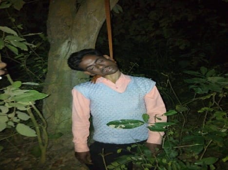 Bareilly resident driver suicidal hanging from tree