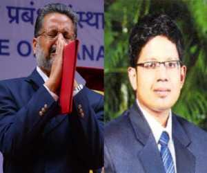 father accepted his late son medal in IIM.