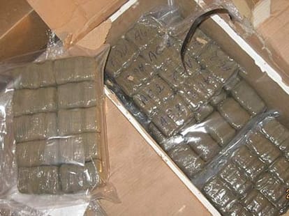 two drug dealers gets jail in uk
