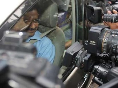 Stuck between PM and CM dream of a World Class City of delhi