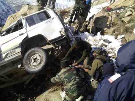 6 dead in sumo accident on srinagar highway near banihall