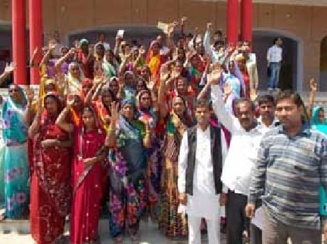 The villagers were angry at not getting pension performance