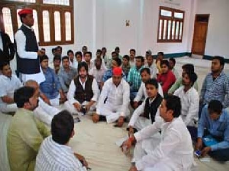 Working to strengthen the party youth