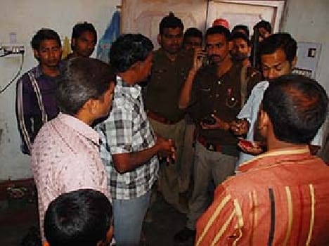 The body was found hanging on hanging mechanic