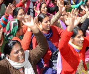 increased salary for mid day meal workers.