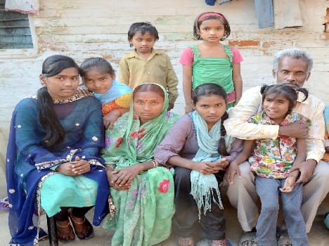 He abandoned the four - pot daughters