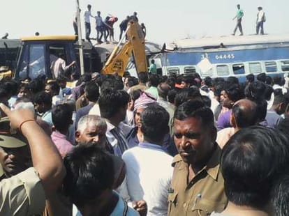 Investigation of Janta train accident in Bachhrawan.