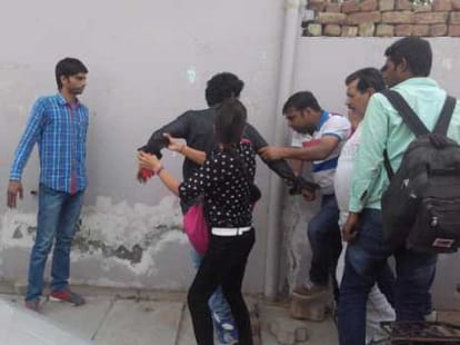 obscene gestures of jija sali in public place, see video