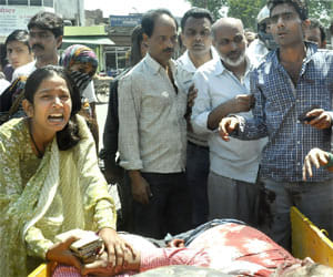 father and son murdered in allahabad by unknown shooter