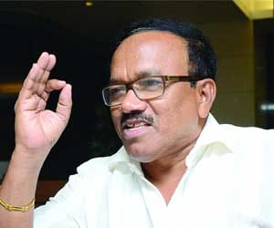 beef wont be ban in goa says laxmikant parsekar