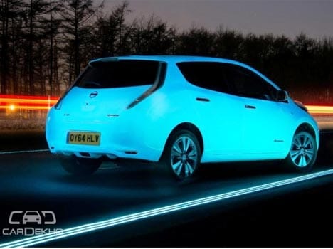 Glow-in-the-dark Nissan Leaf drives on glowing Smart Highway