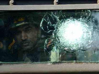 four suicide attackers has crossed border