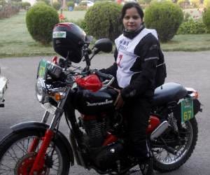 only one female bike driver contestant of sajoba rally 