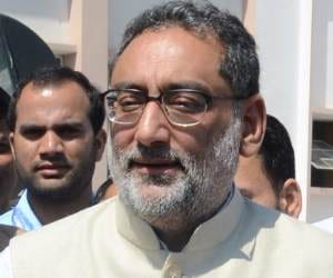 drabu mets pm modi, ask for flood relief package