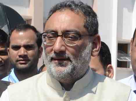 finance minister of jammu kashmir haseeb drabu went to dubai