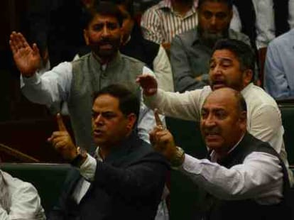row over nagrota toll plaza in assembly