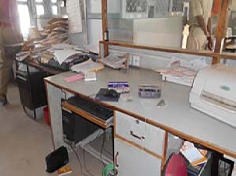 Theft in pratapgarh