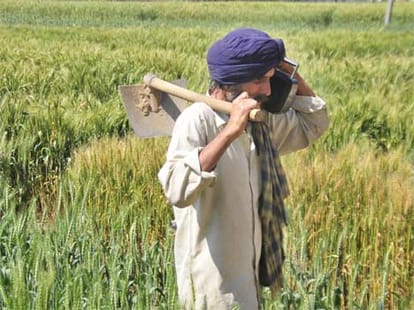 How modi is using radio to convey his message