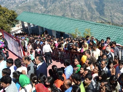 cm virbhadra visit tara maa temple in shimla.