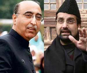 mirwaiz meet pak high commissioner.