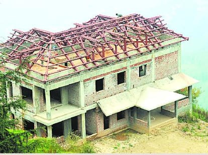 rti over priyanka gandhi land in shimla