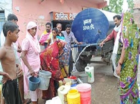To 36 hours without water, half the city
