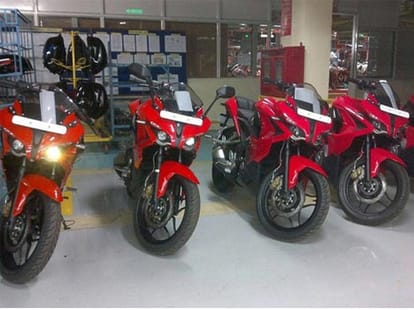Bajaj Pulsar RS200 review
