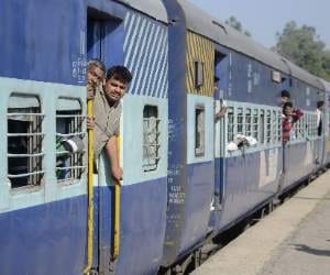 Janta Express reaches to Bachhrawan.