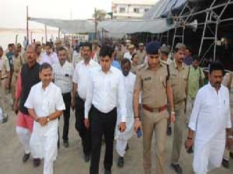 Central Minister Arum Jetli & Piyush Goyal Come Varanasi 28 March