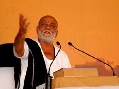 Speak Morari bapu at Asi ghat 