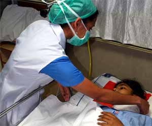 young man attacks on girl in love case