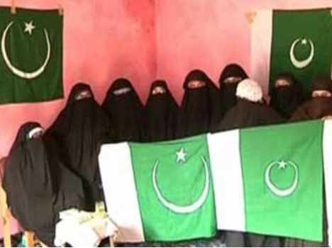 hurriyat leader asiya andrabi address rally over phone in pakistan
