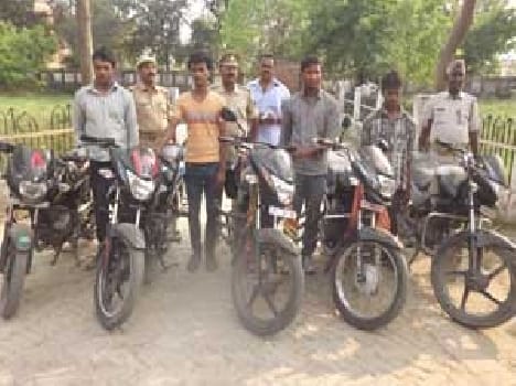 four men caught with five stolen bike